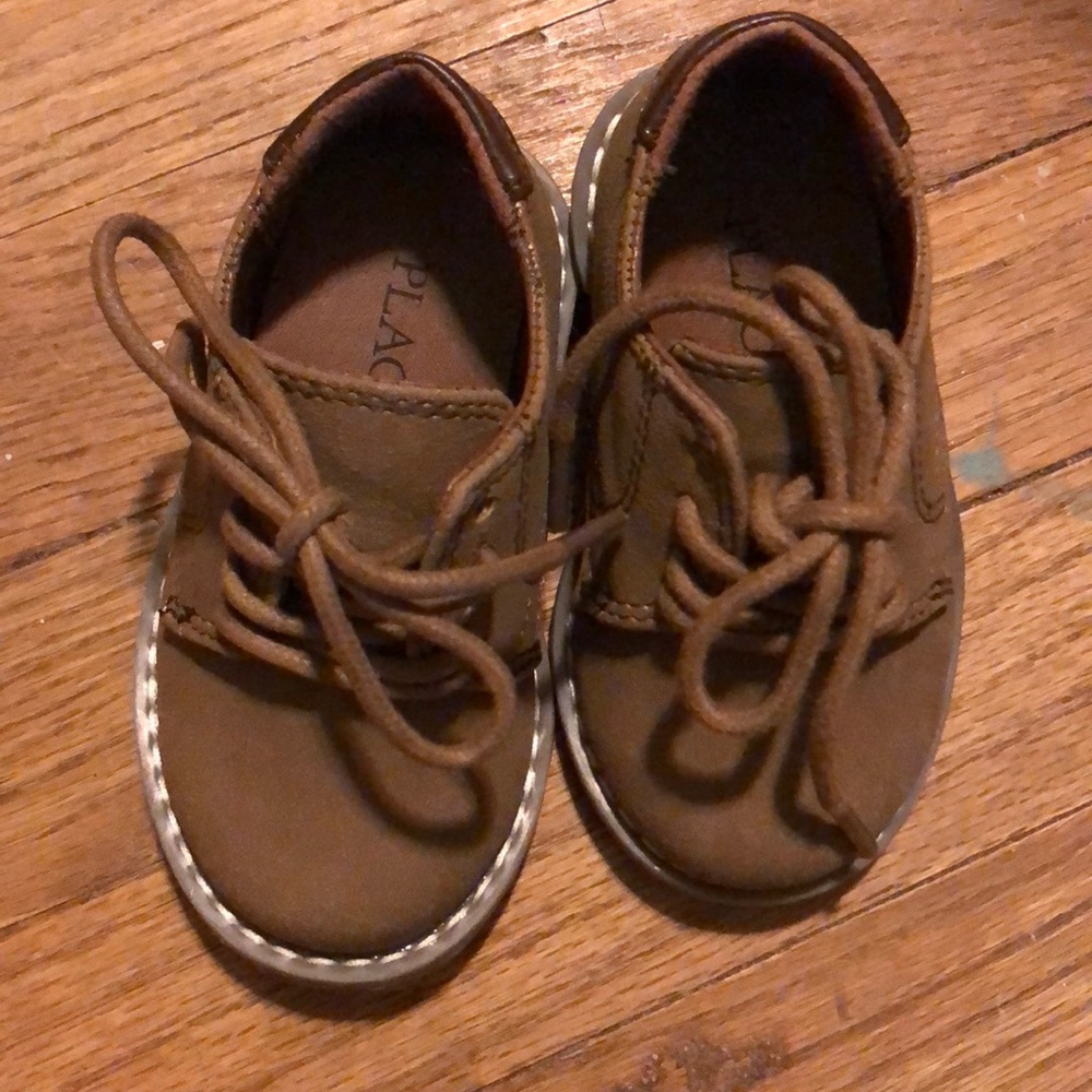 ‼️👟NWOT👟‼️ children’s place dress shoes